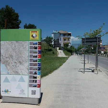 Qiqi Ξενοδοχείο 2*