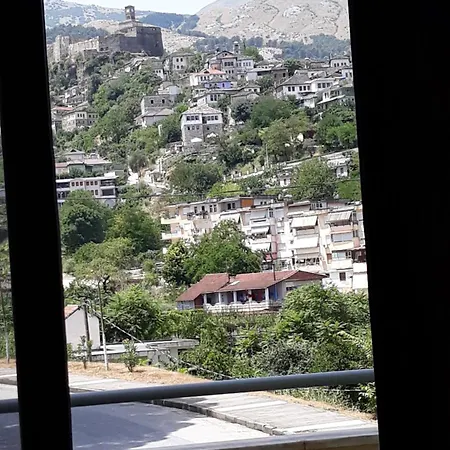 Qiqi 호텔 Gjirokastër