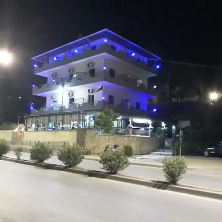 Qiqi Hotel Gjirokastër
