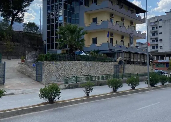 Hotel Qiqi Gjirokastër